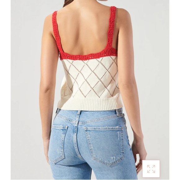 Sugarlips Crochet Sweater Crop Top Size Small NWOT - Picture 10 of 10